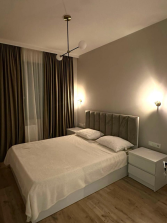 ქირავდება 2 ოთახიანი ბინა 52მ² 2/8 სართ თბილისი