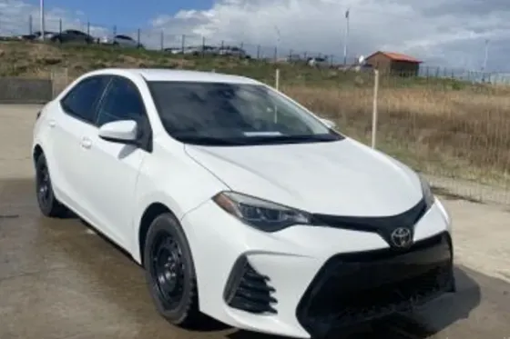 Toyota Corolla 1.8L 2017 Тбилиси