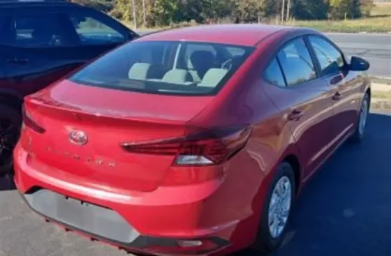 Hyundai Elantra 2019 თბილისი