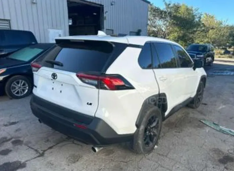 Toyota RAV4 2.5L 2023 Тбилиси - изображение 4