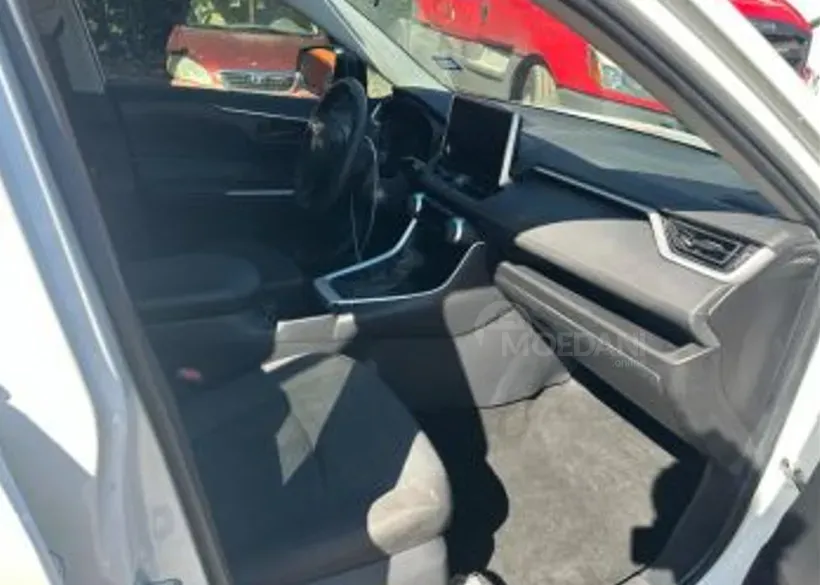 Toyota RAV4 2.5L 2023 Тбилиси - изображение 5