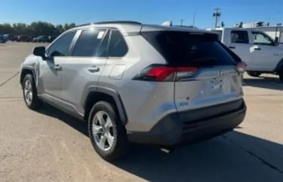 Toyota RAV4 2.5L 2020 Тбилиси