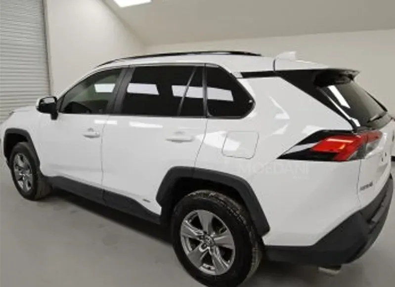 Toyota RAV4 2.5L 2023 Тбилиси - изображение 4