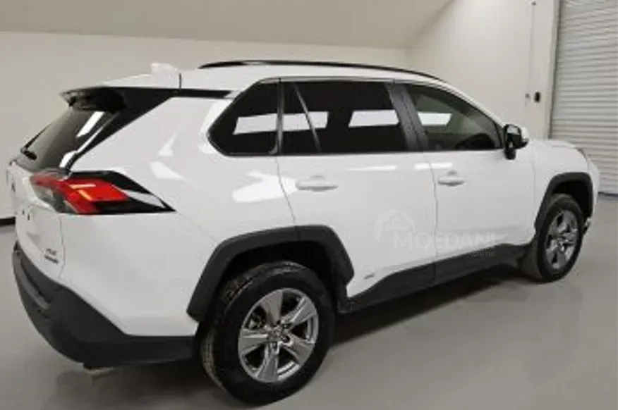 Toyota RAV4 2.5L 2023 Тбилиси - изображение 2