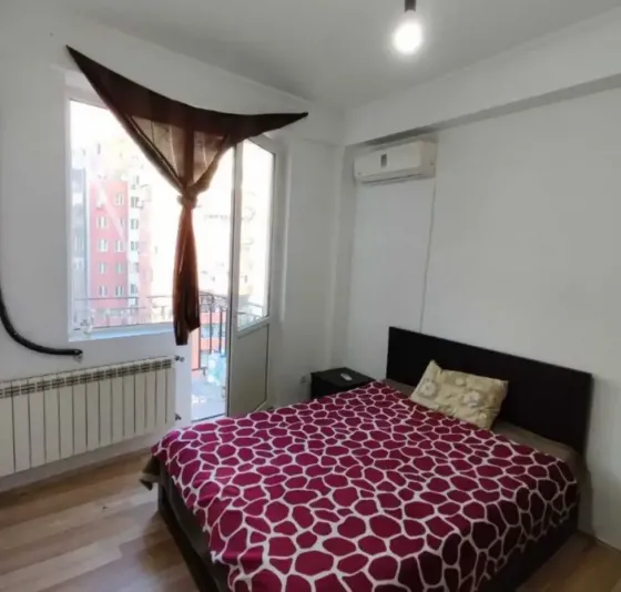 ქირავდება 3 ოთახიანი ბინა 55მ² 12/16 სართ თბილისი