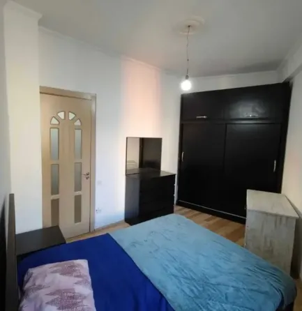 ქირავდება 3 ოთახიანი ბინა 55მ² 12/16 სართ თბილისი