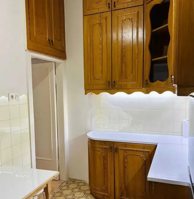 ქირავდება 2 ოთახიანი ბინა 75მ² 2/5 სართ თბილისი - photo 12