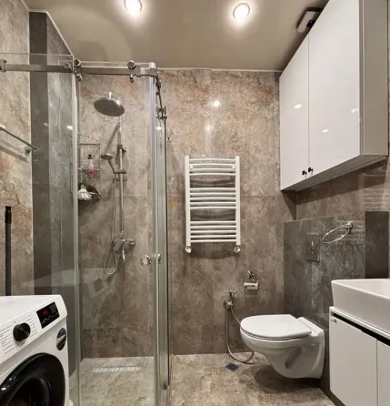 ქირავდება 2 ოთახიანი ბინა 65მ² 3/11 სართ თბილისი