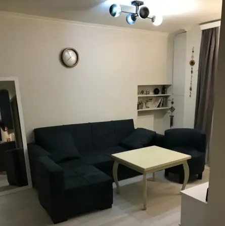 Продам 2-комн. квартиру 33м² 1/4 эт. Тбилиси