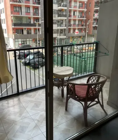 ქირავდება 2 ოთახიანი ბინა 60მ² 2/9 სართ თბილისი