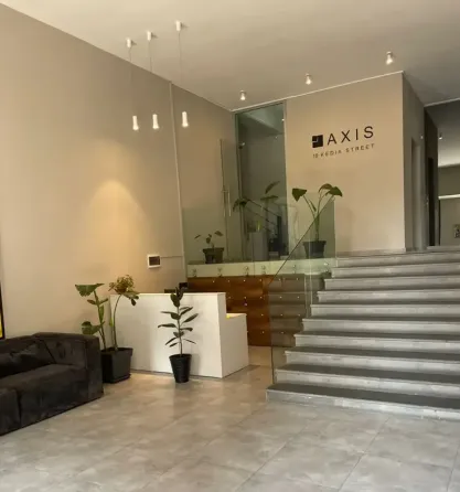 ქირავდება 2 ოთახიანი ბინა 60მ² 2/9 სართ თბილისი