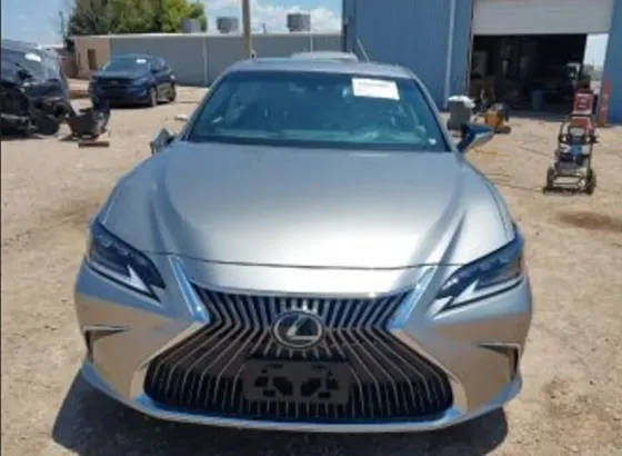Lexus ES 2019 Тбилиси