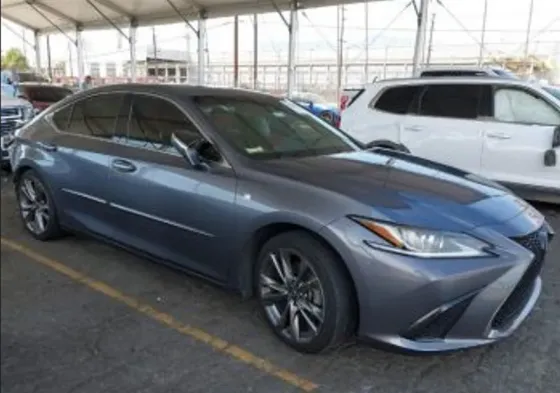 Lexus ES 2019 Тбилиси