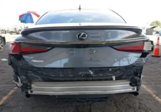 Lexus ES 2019 Тбилиси