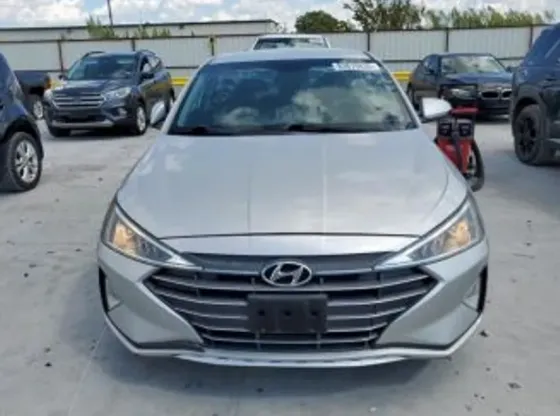 Hyundai Elantra 2019 თბილისი