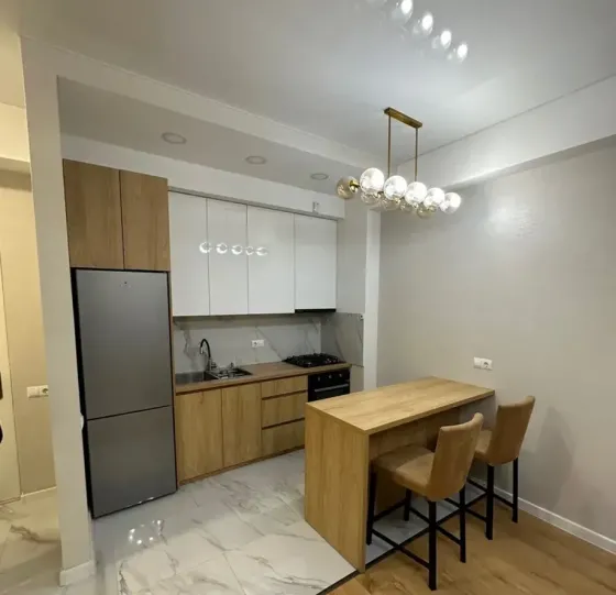 ქირავდება 2 ოთახიანი ბინა 60მ² 4/20 სართ თბილისი