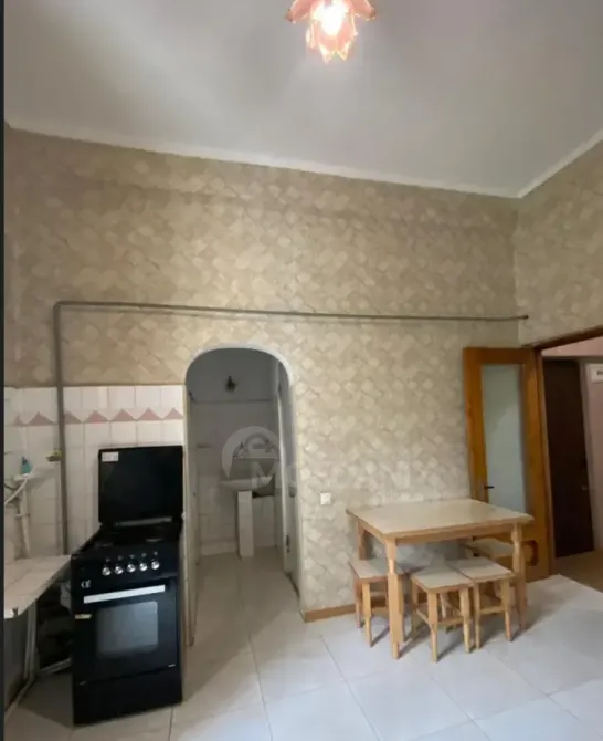 Apartments For Rent four-room 90м² 3/5 floor Tbilisi - photo 2
