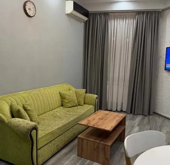 ქირავდება 2 ოთახიანი ბინა 60მ² 3/9 სართ თბილისი