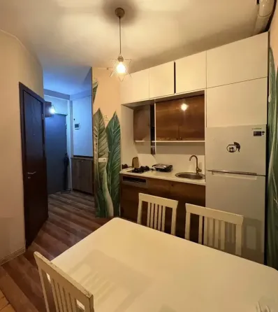 ქირავდება 3 ოთახიანი ბინა 51მ² 11/12 სართ თბილისი