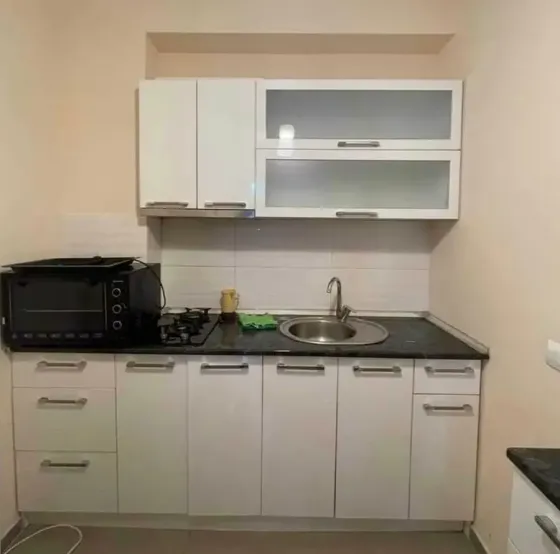 ქირავდება 2 ოთახიანი ბინა 45მ² 7/12 სართ თბილისი