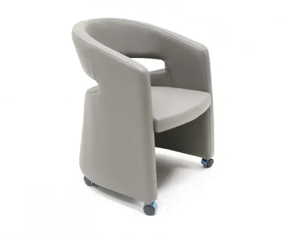 Серое кожаное кресло на продажу Тбилиси