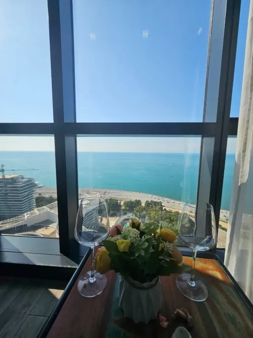 იყიდება 2 ოთახიანი ბინას 57მ² 31/43 სართ ბათუმი - photo 3