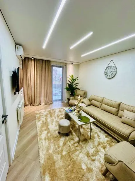 Apartments For Sale three-room 61м² 2/44 floor Batumi - photo 1