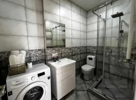 Сдам 1-комн. квартиру на сутки в Тбилиси  40м² 3/11 эт. Тбилиси