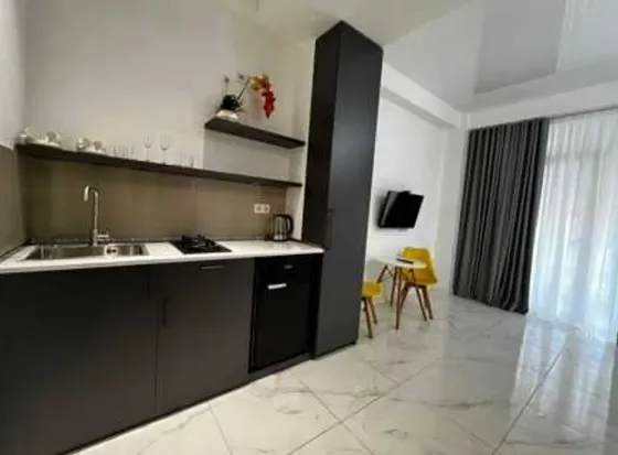 Сдам 1-комн. квартиру на сутки в Тбилиси  40м² 3/11 эт. Тбилиси