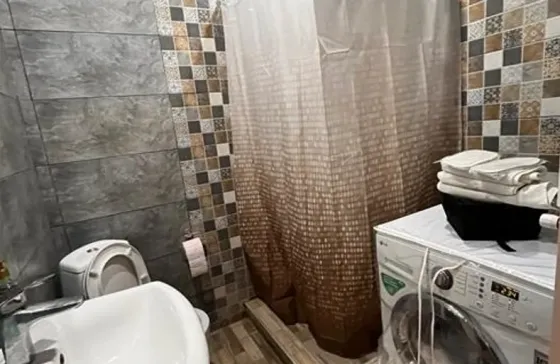 Сдам 2-комн. квартиру на сутки в Тбилиси  55м² 11/11 эт. Тбилиси