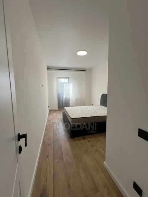 იყიდება 2 ოთახიანი ბინას 47მ² 4/9 სართ თბილისი - photo 3