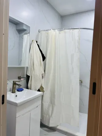 ქირავდება 3 ოთახიანი ბინა 65მ² 2/7 სართ თბილისი