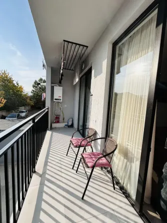 ქირავდება 3 ოთახიანი ბინა 65მ² 2/7 სართ თბილისი