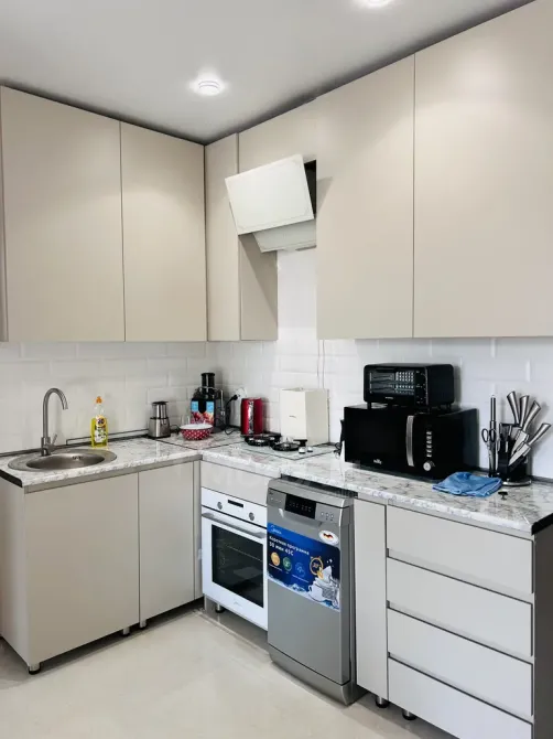 ქირავდება 3 ოთახიანი ბინა 65მ² 2/7 სართ თბილისი - photo 1