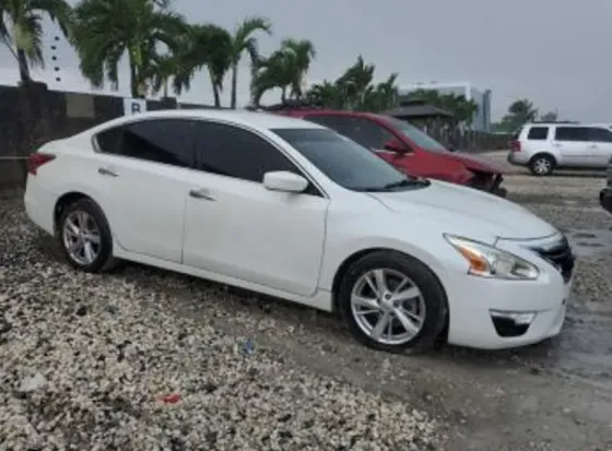 Nissan Altima 2015 Тбилиси