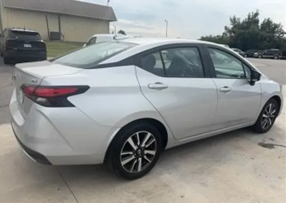 Nissan Versa 2021 Тбилиси