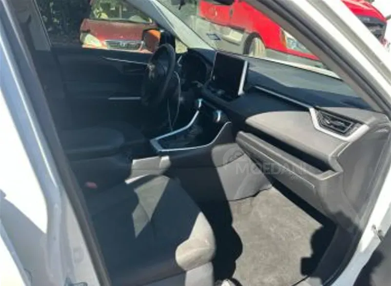 Toyota RAV4 2.5L 2023 Тбилиси - изображение 3