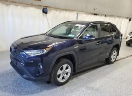 Toyota RAV4 2.5L 2020 Тбилиси