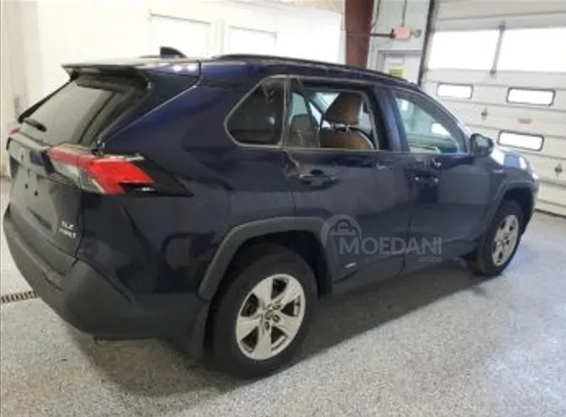 Toyota RAV4 2.5L 2020 Тбилиси - изображение 5