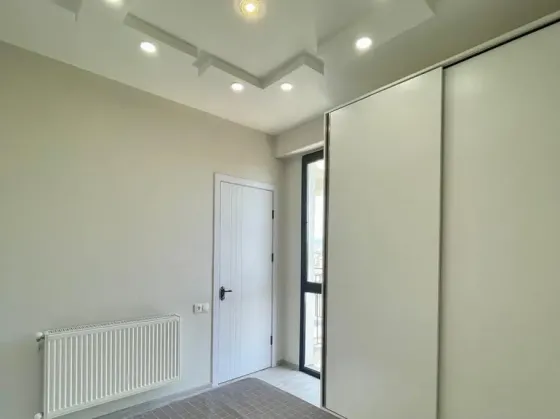 ქირავდება 3 ოთახიანი ბინა 65მ² 10/12 სართ თბილისი