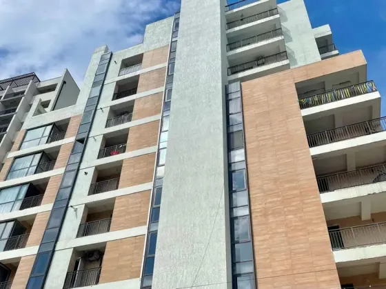 ქირავდება 3 ოთახიანი ბინა 78მ² 8/12 სართ თბილისი