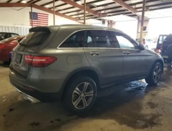 Mercedes GLC 2L 2016 Тбилиси
