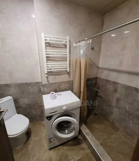 ქირავდება 2 ოთახიანი ბინა 65მ² 8/10 სართ თბილისი - photo 2