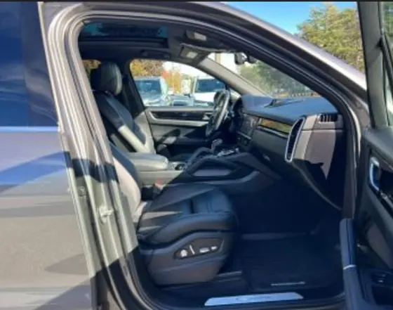 Porsche Cayenne 2019 Тбилиси