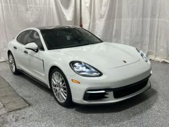 Porsche Panamera 2018 Тбилиси