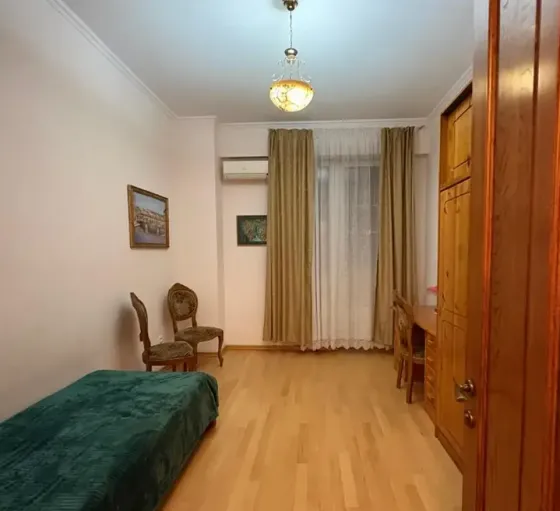 Apartments For Rent four-room 130м² 8/14 floor Tbilisi