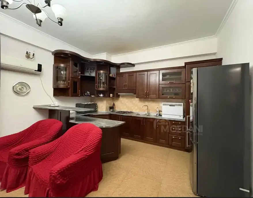 ქირავდება 4 ოთახიანი ბინა 130მ² 8/14 სართ თბილისი - photo 1