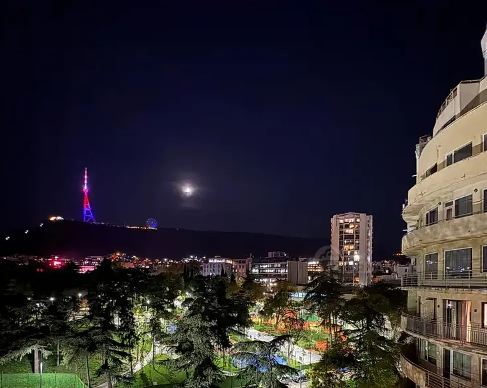 ქირავდება 4 ოთახიანი ბინა 130მ² 8/14 სართ თბილისი - photo 15