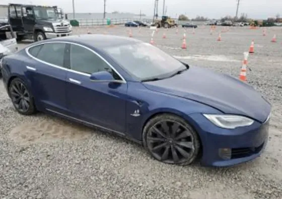 Tesla Model S 2017 Тбилиси