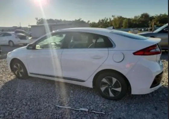 Hyundai IONIQ 2017 Тбилиси